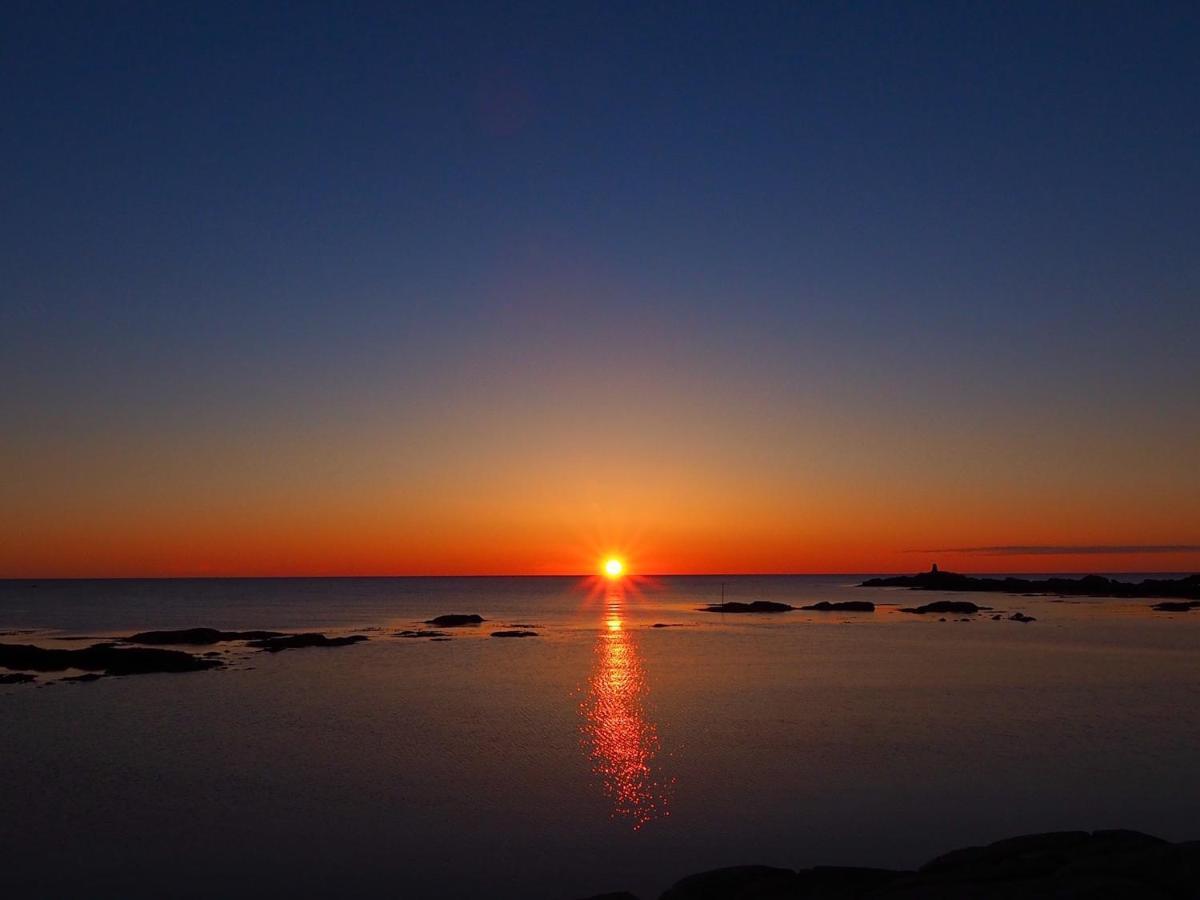 Lofoten Troll Point Bostad Esterno foto